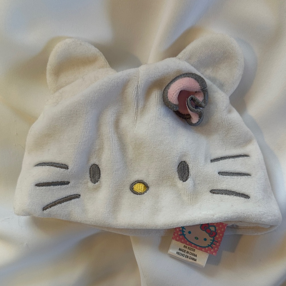 Hello Kitty Cream and Pink infants hat